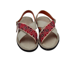 20 Huaraches de Piel con Bordado en Punto de Cruz Coatlanes