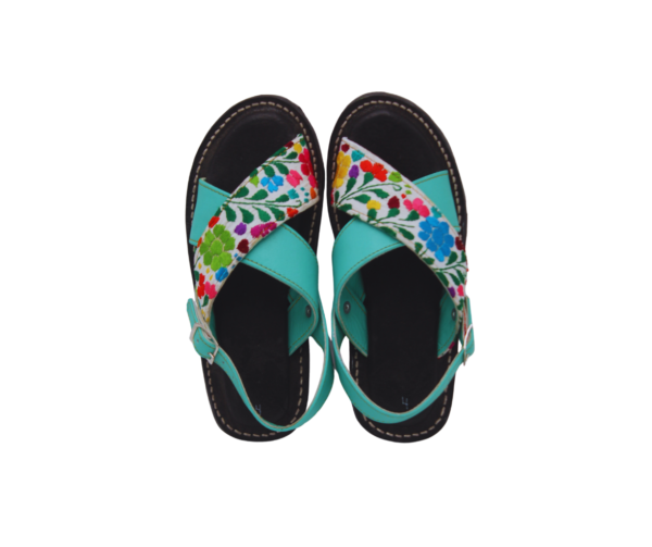 74 Huarache de Piel Tradicional Cruzado Bordado a Mano