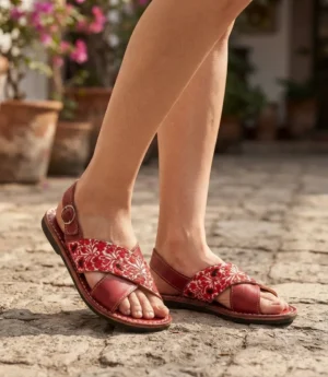 Huaraches de Piel con Bordado a Mano en Hilo de Seda