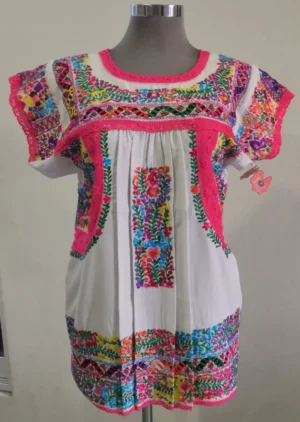 blusarosa2 Blusa artesanal bordada en algodón