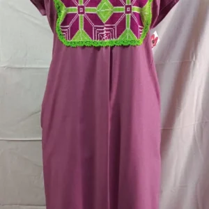 Vestido artesanal bordado en algodón