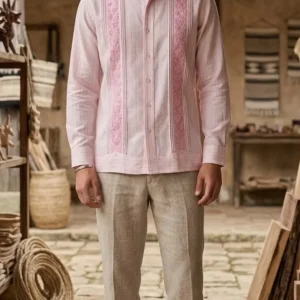 Guayabera de telar de cintura hecha a mano con randa de semilla