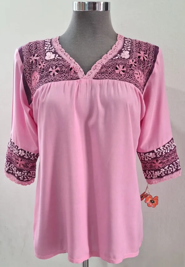 blusa deshilado  de margaritas  cajon completo