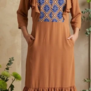 vestido punto de cruz con pechera completa adelante