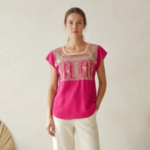 blusa bordada y deshilada a mano tipo pechera