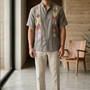 Guayabera de Algodón Jaspeado Bordada a Mano en Punto de Cruz – Cuello Mao