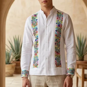 Guayabera de lino 100% natural bordada a mano con hilos de seda, dibujo Valles de Ocotlán