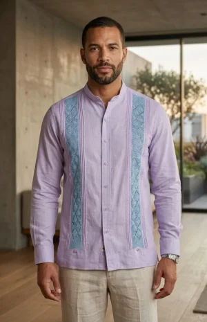 Guayabera con randa de semilla en cuello Mao