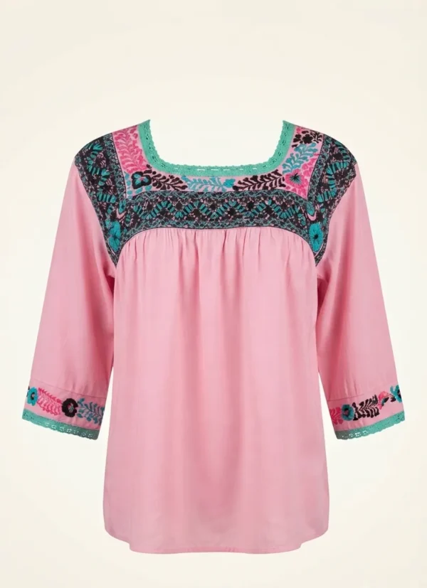 Blusa con Cajón y Puños Deshilado Nacional