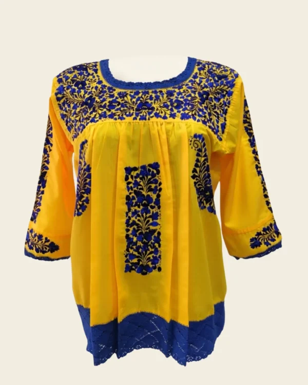 Blusa Bordada a Mano Pensamientos