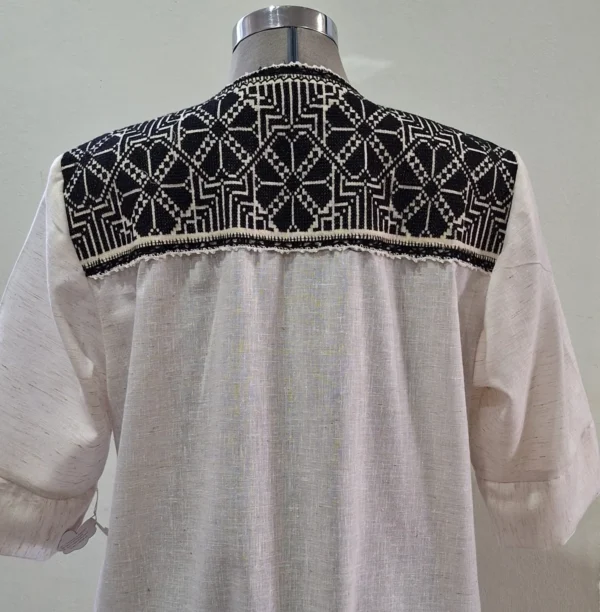 Vestido punto de cruz tela lino jaspeado hueso