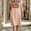Vestido punto de cruz palo de rosa con colores