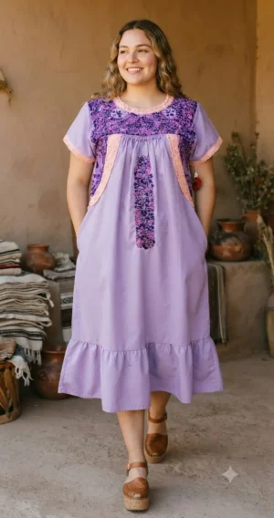WhatsApp Image 2026-10-06 at 5.00.26 PM Vestido de lino Sienna con bordado de pensamientos pequeños