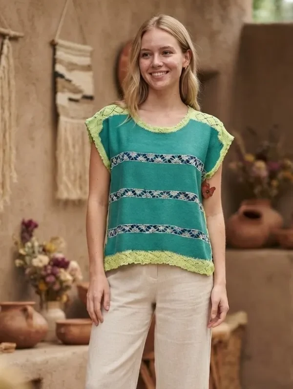 Blusa de telar de pedal con deshilado y randa de semilla