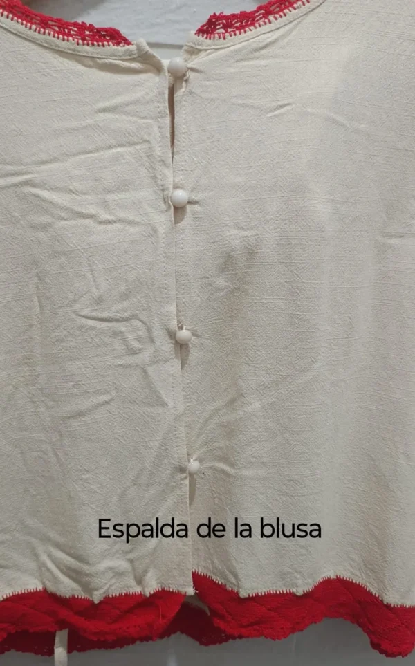Conjunto de short y blusa tela hueso