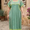 Vestido telar verde deshilado de monas y tejido semilla verde suave