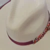 WhatsApp Image 2026-10-15 at 9.17.51 PM1 Sombrero lana de borrego color hueso bordado punto de cruz