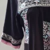 blusa negra Blusa negra danzantes tonos pastel