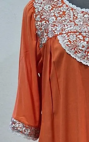 pechera naranja Vestido sencillo rayón naranja bordado plata